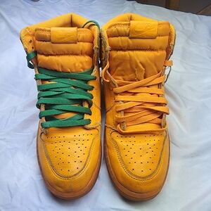 Nike High-Top Sneakers in Orange and Green